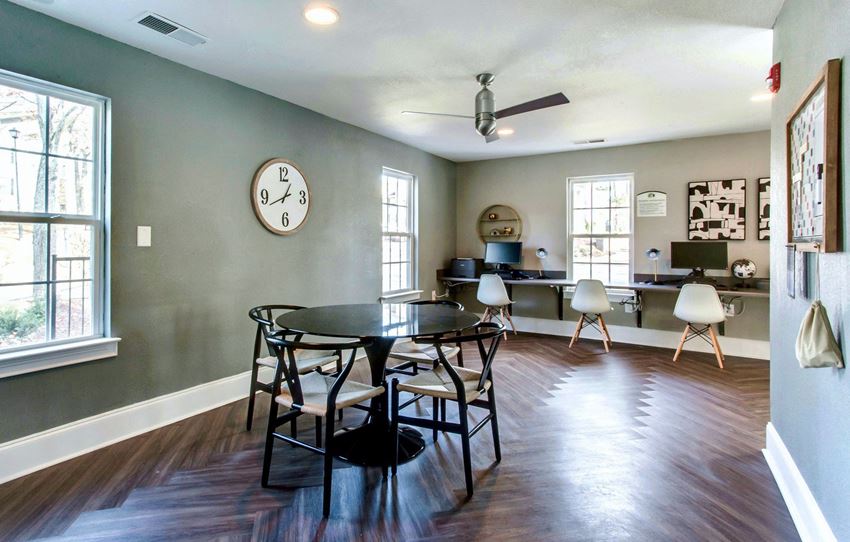 Fulton Pointe Apartments, 4171 Washington Road, East Point, GA RentCafe